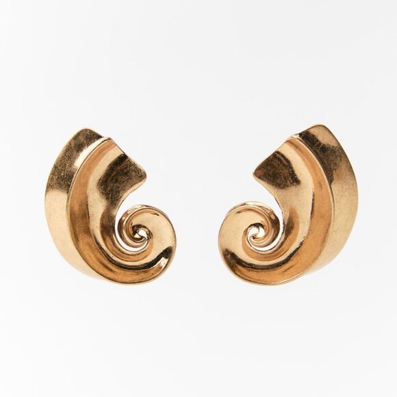 NWT ZARA SEMI-CIRCULAR EARRINGS GOLD COLOR - Picture 1 of 3
